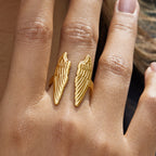 Anillo ancho alas de ángel