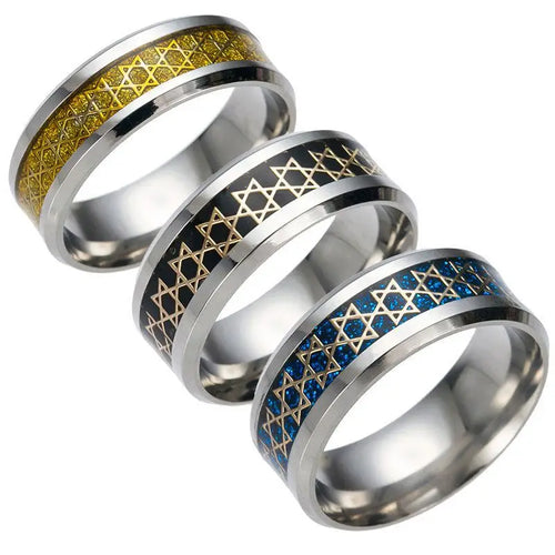 Anillo ancho para hombre con <span data-glossary-id="etoiles-de-david">estrellas de David</span> símbolo judío oro