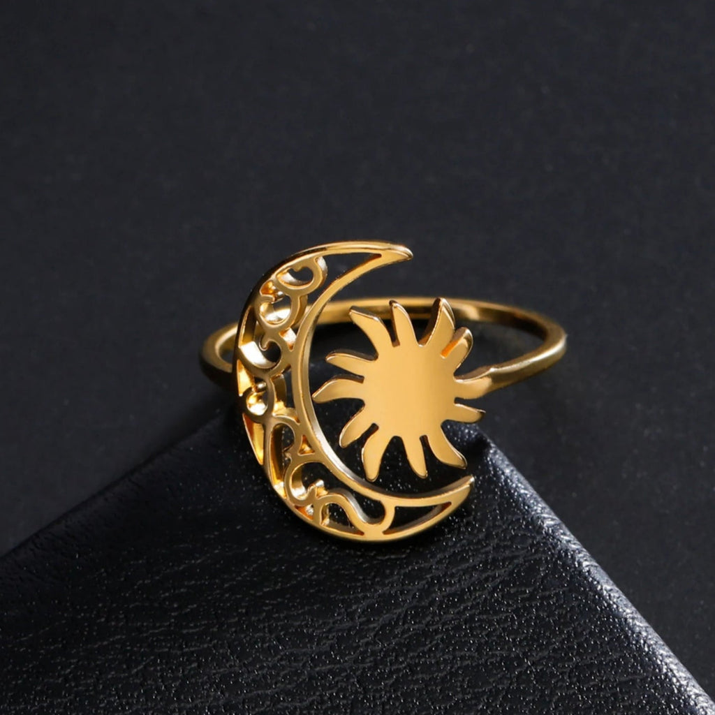 Anillo Luna y Sol oro