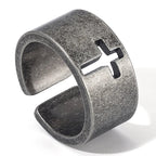 Anillo abierto con cruz patinada