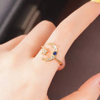Anillo abierto "noche estrellada" media luna y su cristal azul
