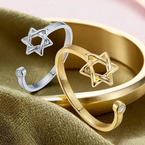 Anillo abierto para mujer con la <span data-glossary-id="StarOfDavid">Estrella de David</span> símbolo judío oro