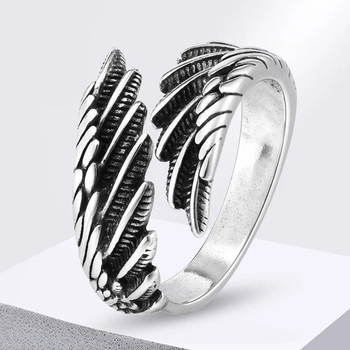 Anillo pluma plateado para hombre