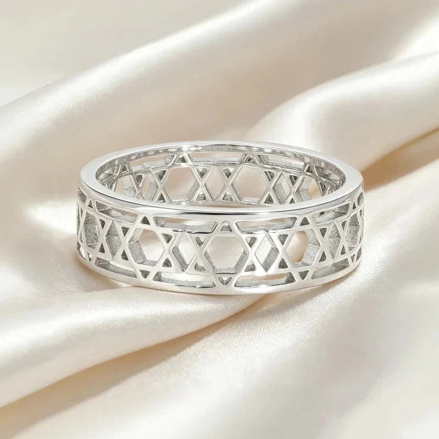 Anillo para mujer con <span data-glossary-id="">estrellas de David</span> símbolo judío plata