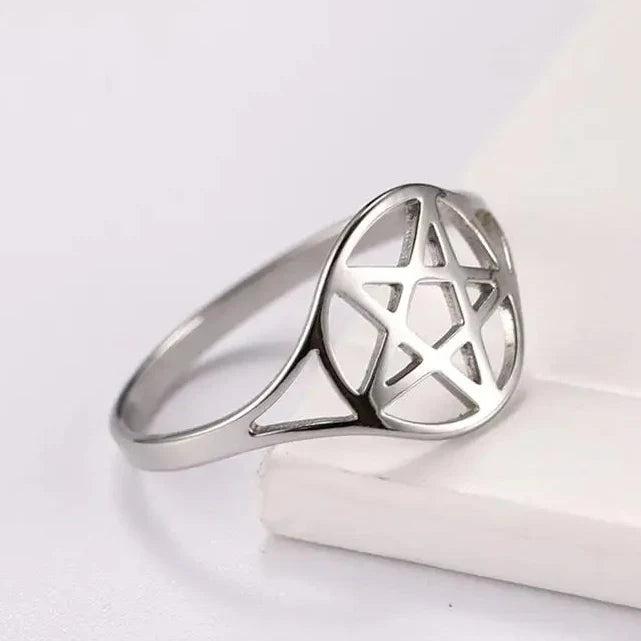 Anillo para mujer hueco con la <span data-glossary-id="star-of-david">estrella de David</span> símbolo judío plata
