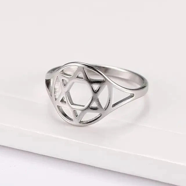 Anillo para mujer hueco con la <span data-glossary-id="star-of-david">estrella de David</span> símbolo judío plata