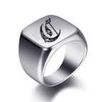 Anillo ancho para hombre inicial c