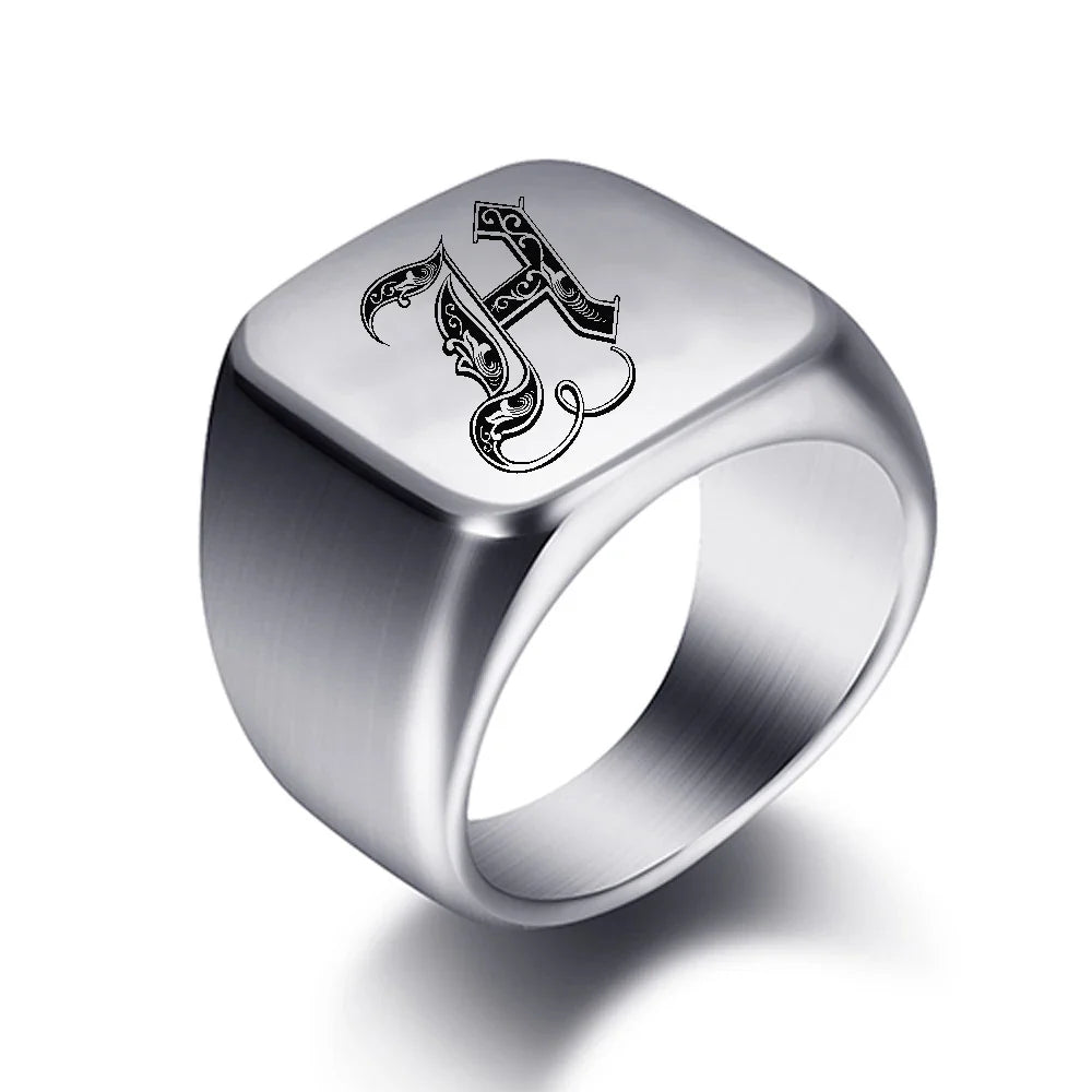 Anillo ancho para hombre inicial h