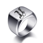 Anillo ancho para hombre inicial u