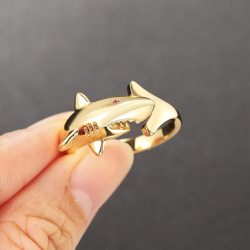 Anillo de Tiburón con Circonio oro