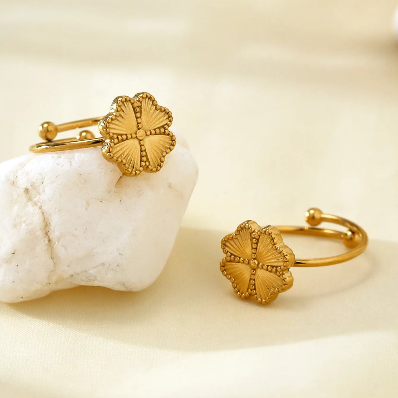 Anillo Retro con Trébol de 4 Hojas