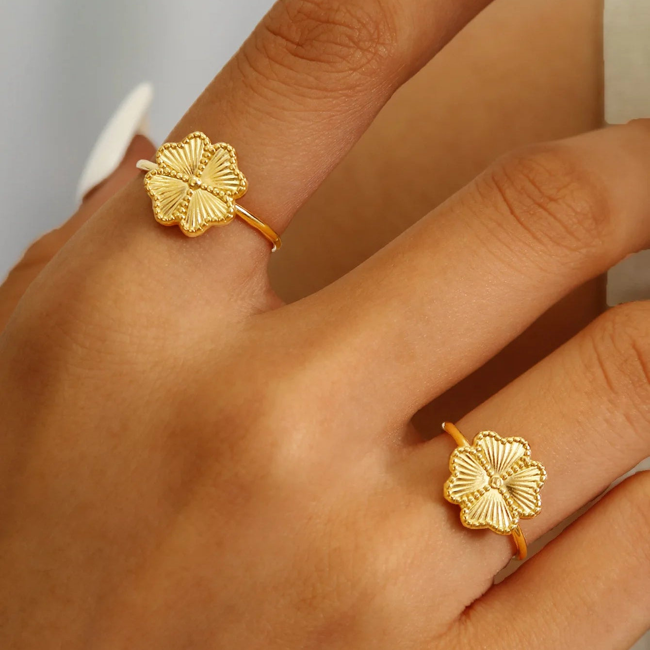 Anillo Retro con Trébol de 4 Hojas