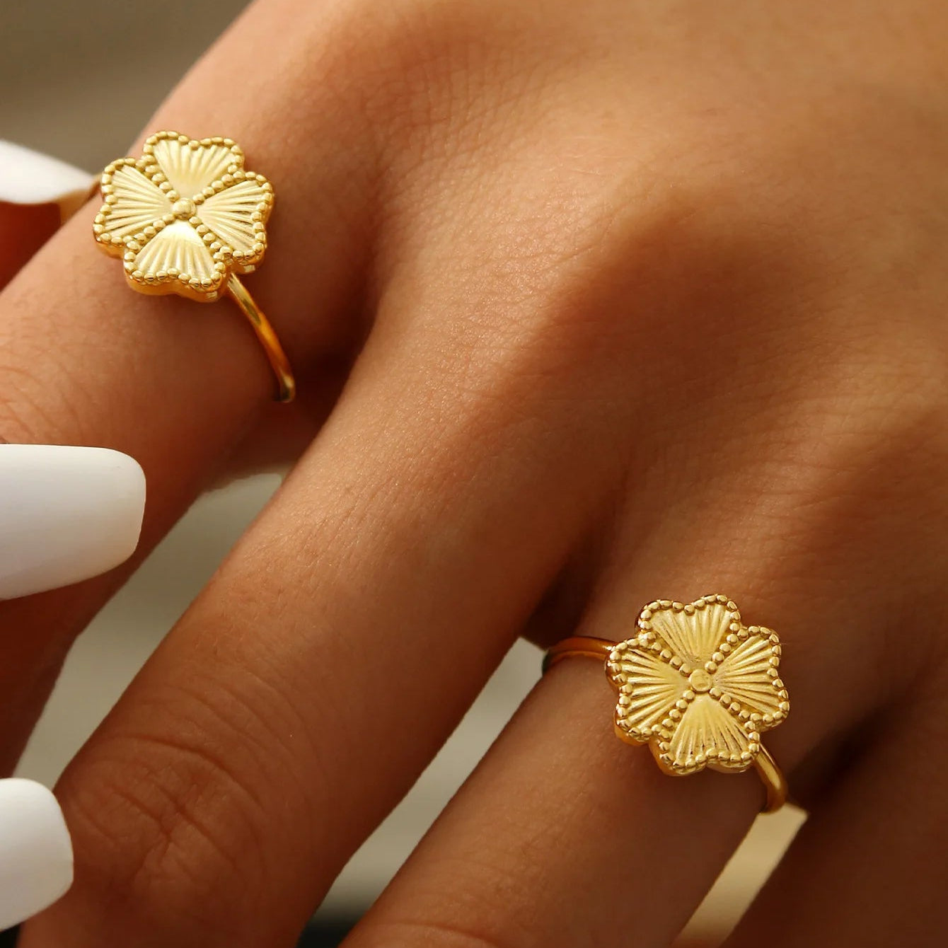 Anillo Retro con Trébol de 4 Hojas