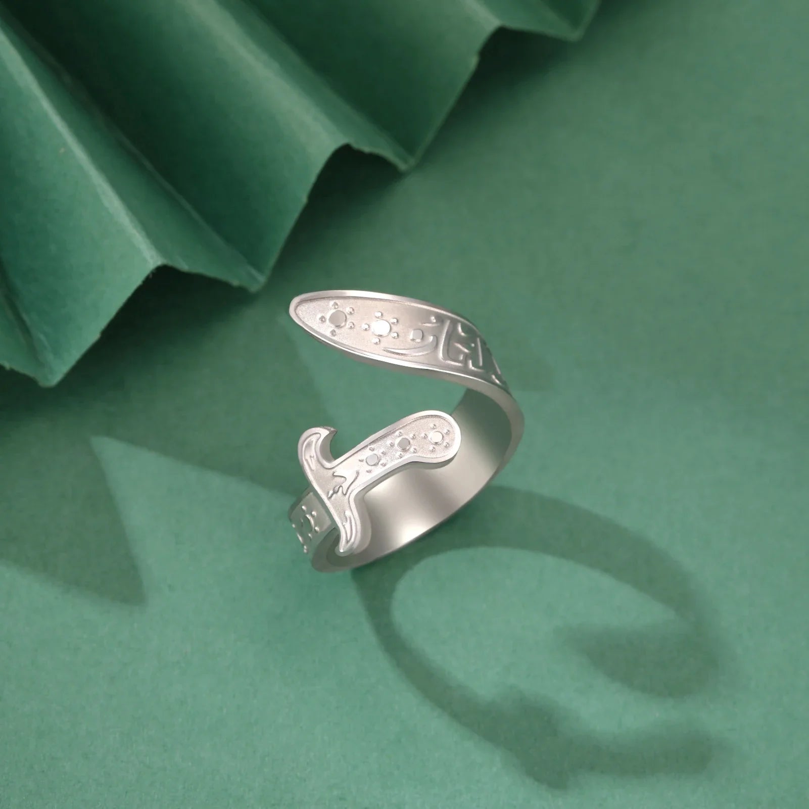Anillo con espada Ali Zulfiqar símbolo árabe plata