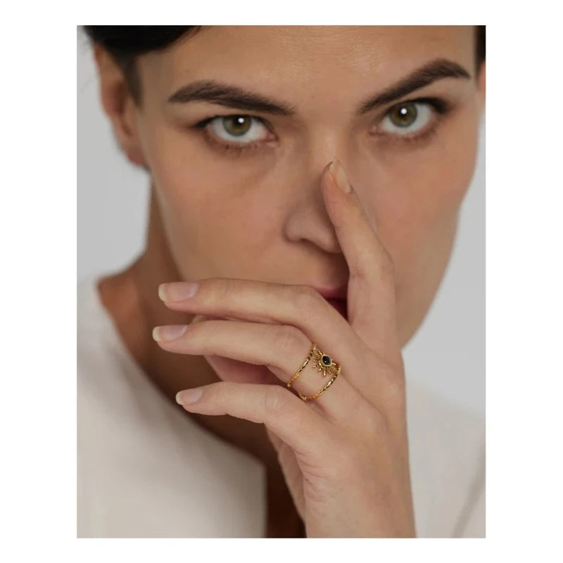 Anillo Sol Con Piedra Negra