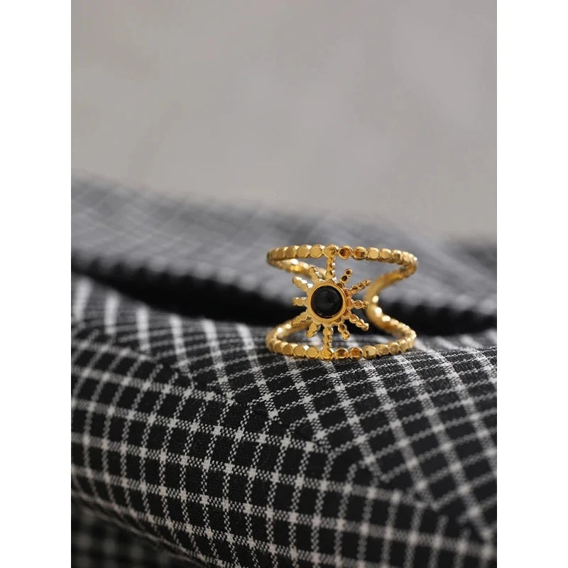 Anillo Sol Con Piedra Negra