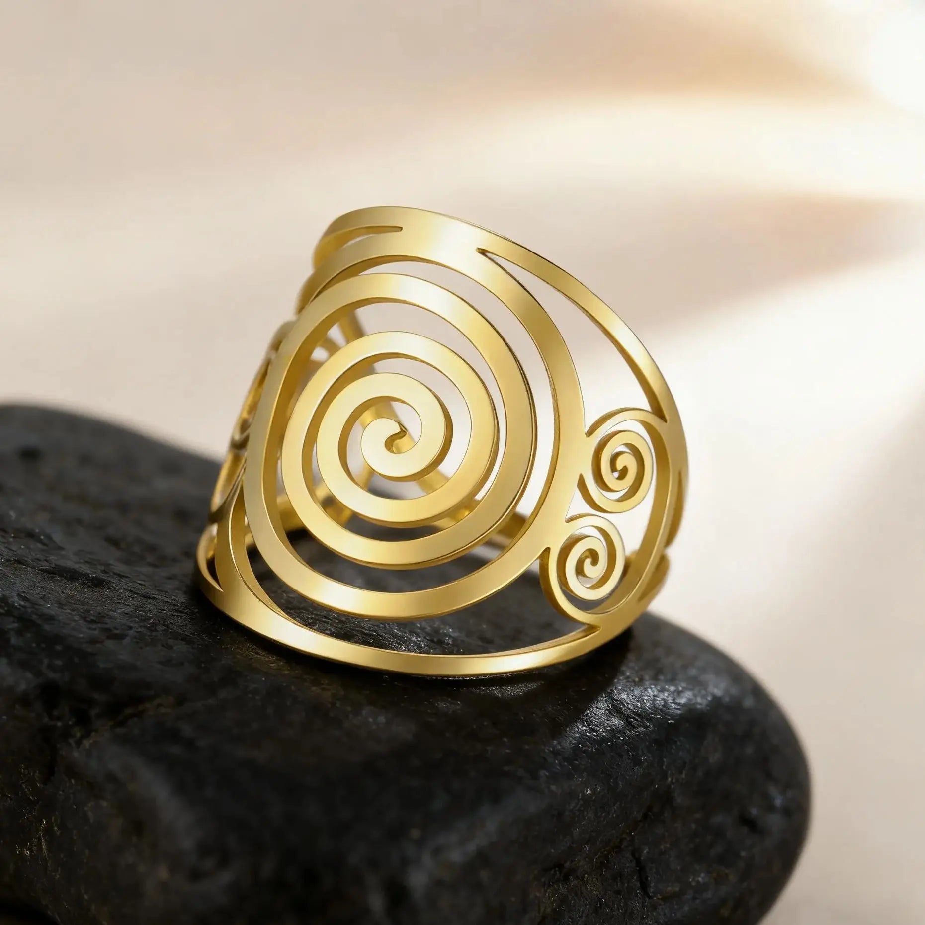 Anillo espiral ancho para mujer oro