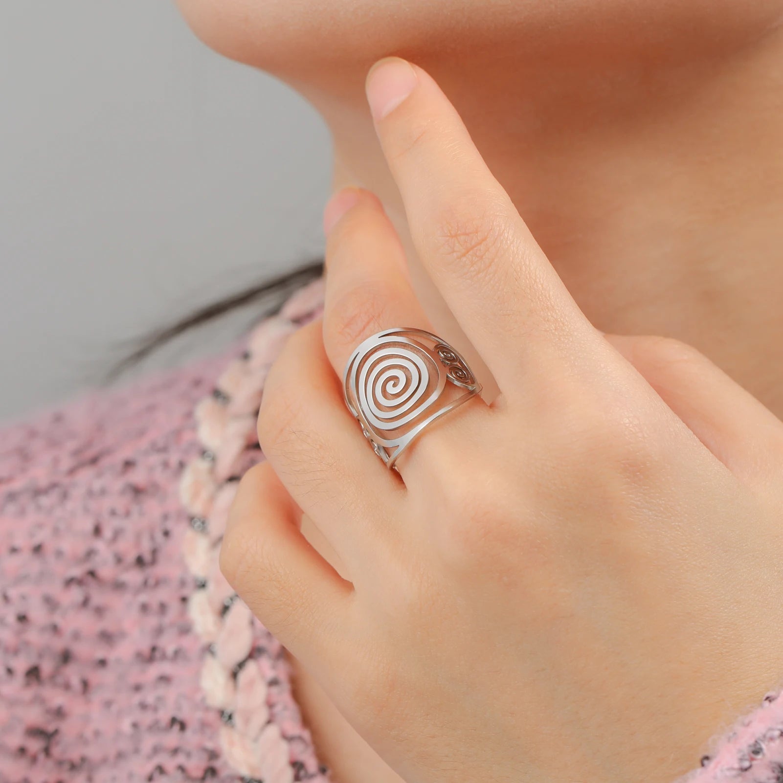 Anillo espiral ancho para mujer plata