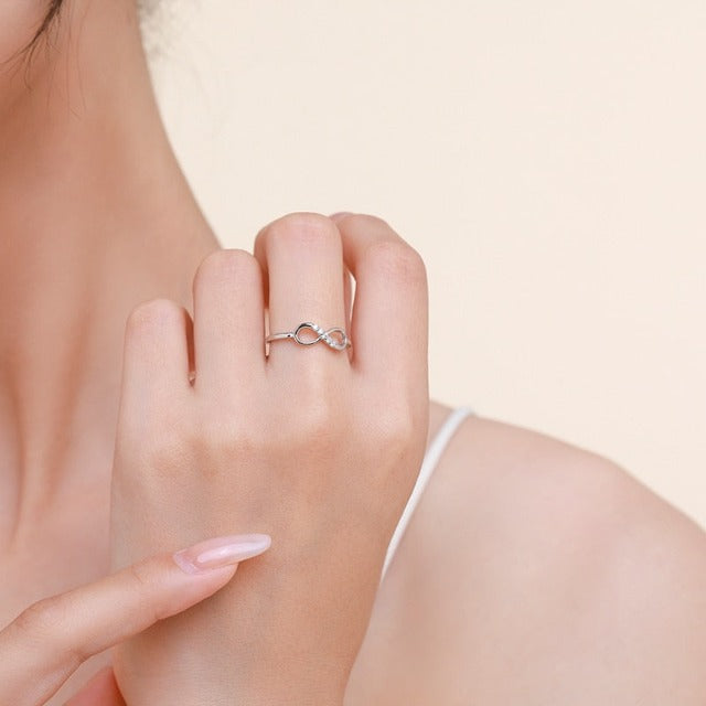 Anillo Símbolo Infinito Mujer Circonitas