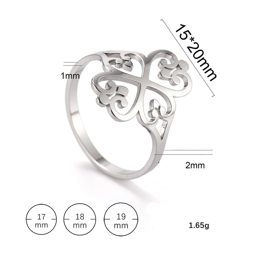 Anillo trébol de cuatro corazones calado