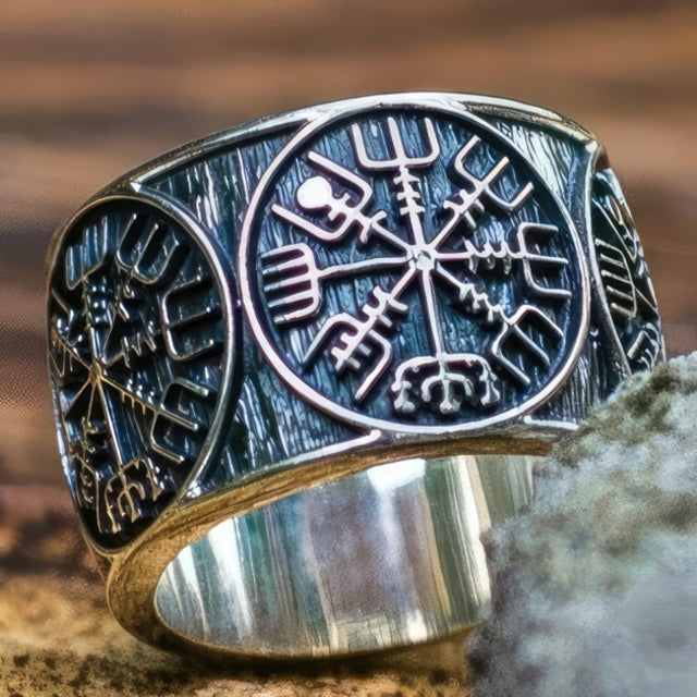 Anillo Vikingo Vegvísir 