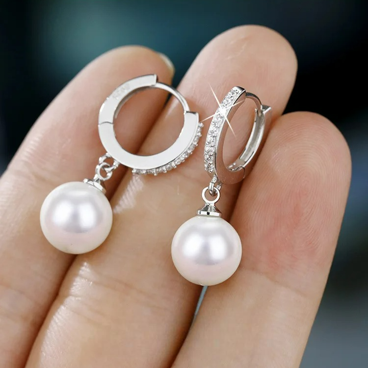 Pendientes Clásicos con Perla y Circonio