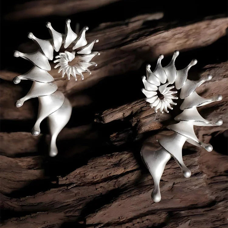 Pendientes de Clavo Diseño Concha