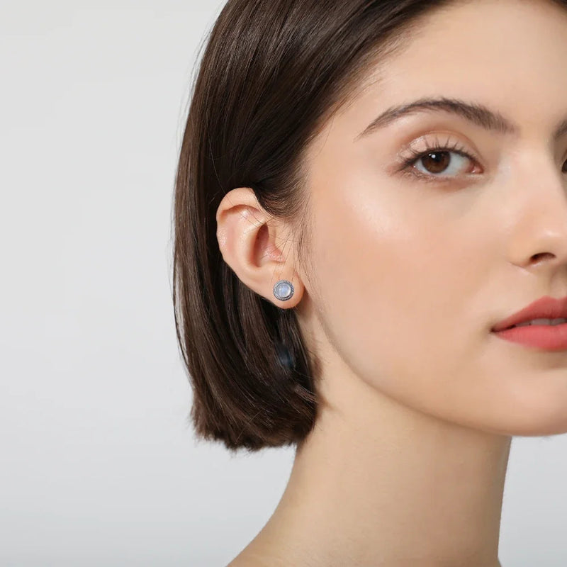 Pendientes de botón para mujer con piedra de luna