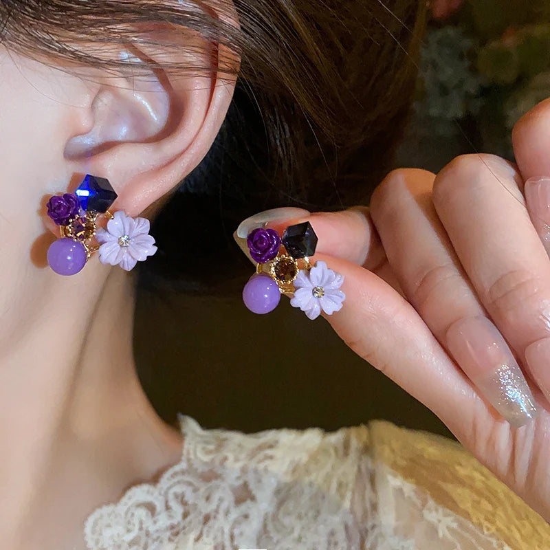 Pendientes de botón Flores y Perlas violeta 1