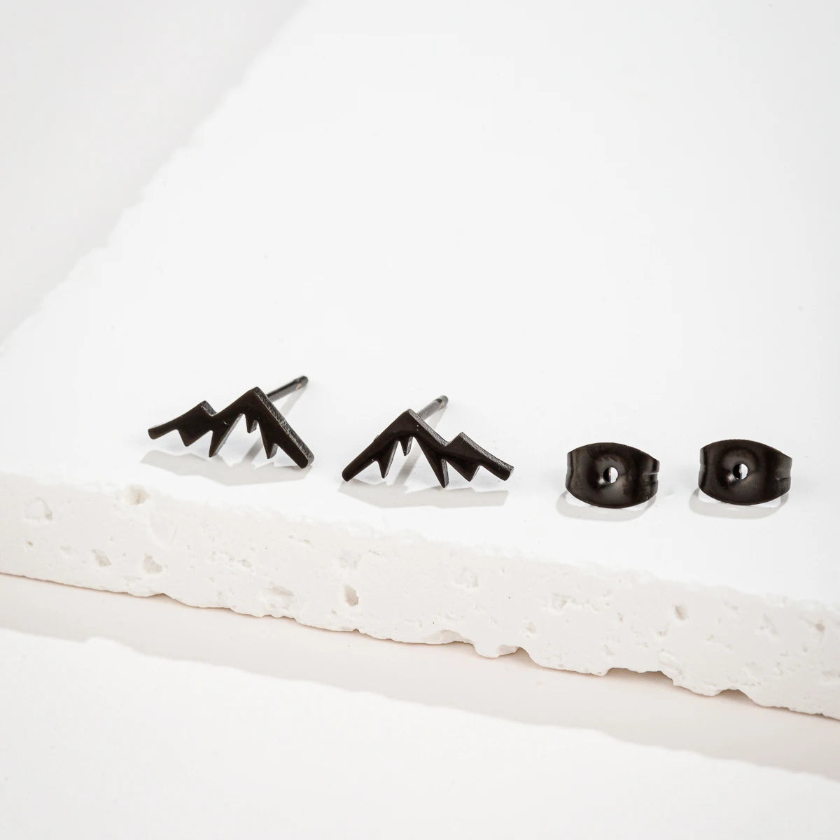 Pendientes de botón Montaña para Mujer u Hombre negro