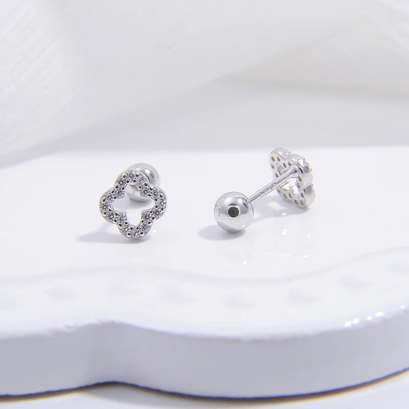 Pendientes de Clavo Trébol de 4 Hojas plata