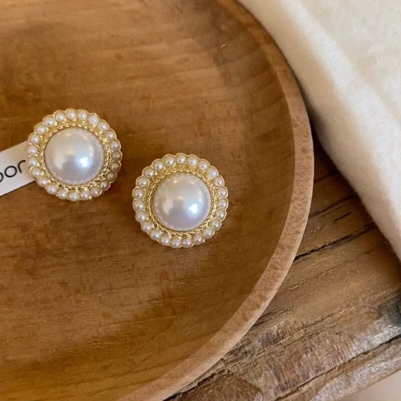 Pendientes de Clavo Vintage con Perla