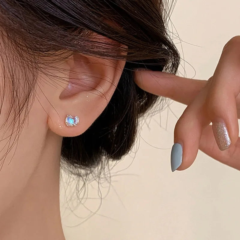 Pendientes de corazón minimalistas de piedra lunar