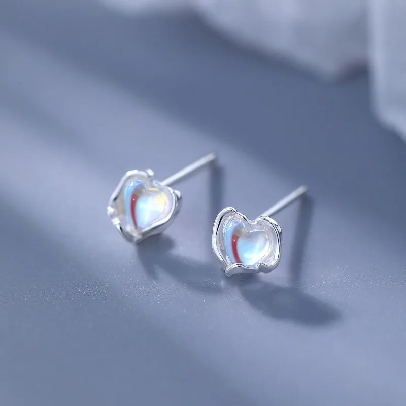 Pendientes de corazón minimalistas de piedra lunar