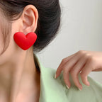 Pendientes corazón de terciopelo rojo