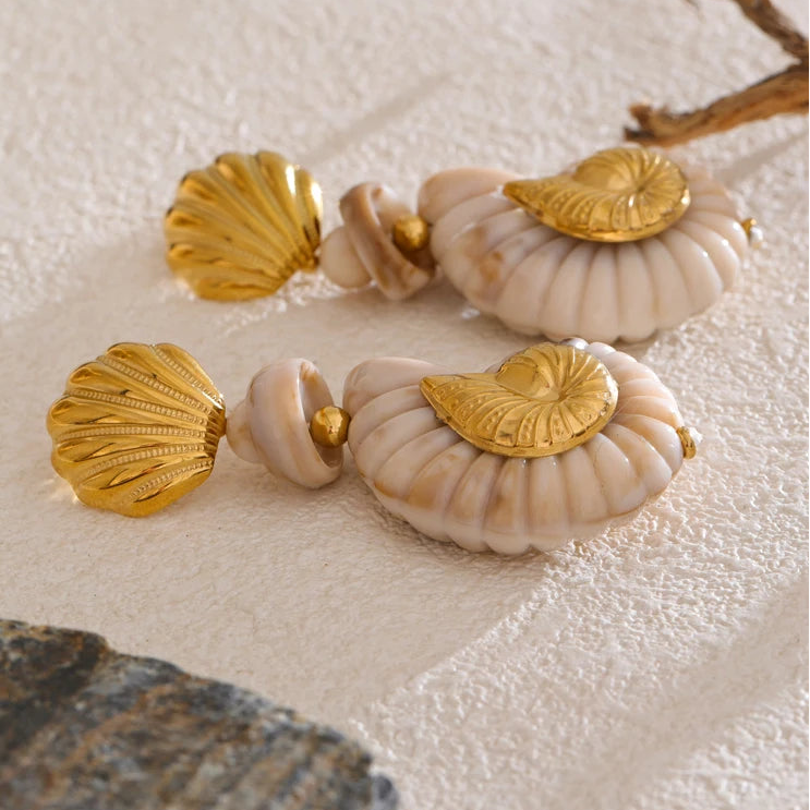 Pendientes de concha vintage