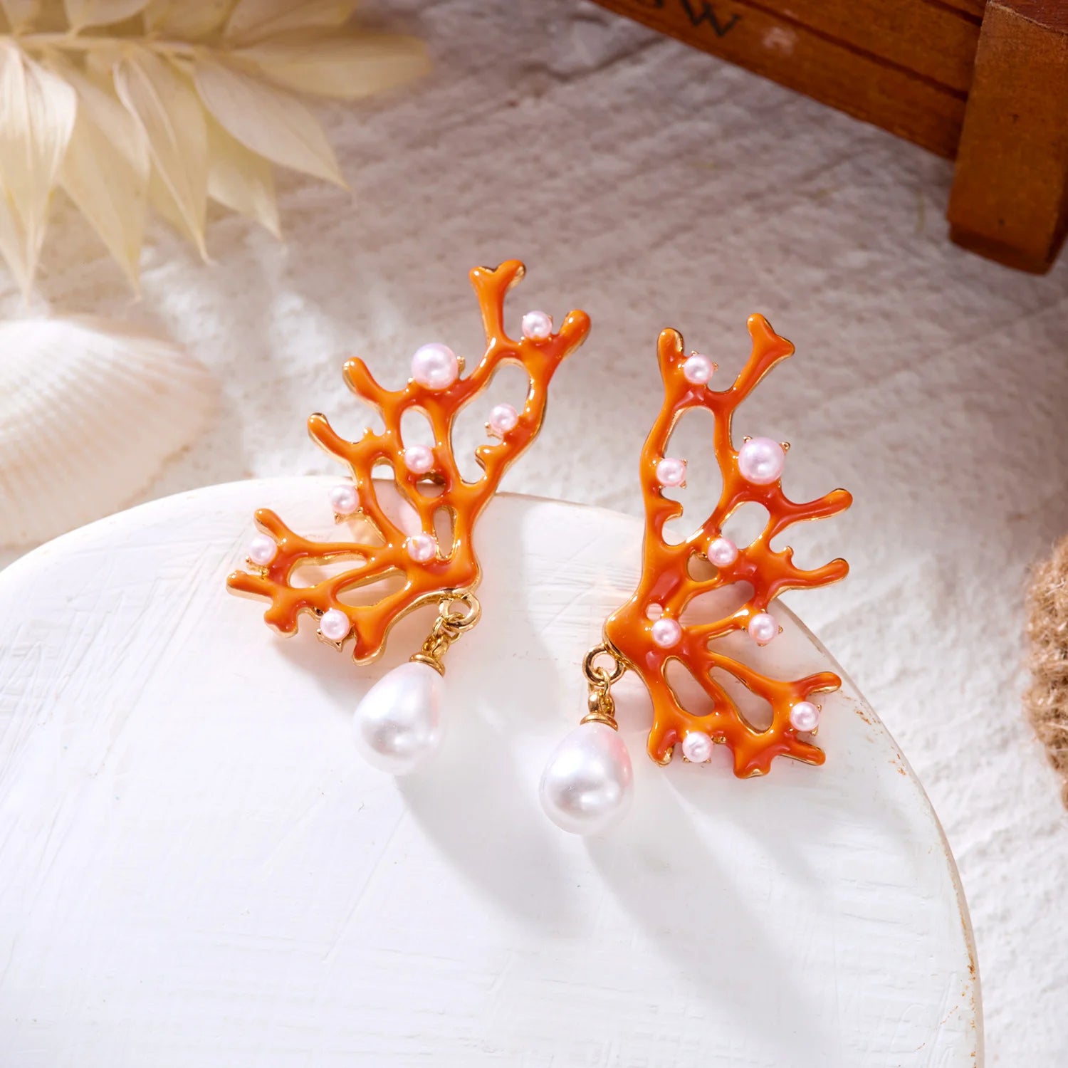 Pendientes de coral naranja y perla