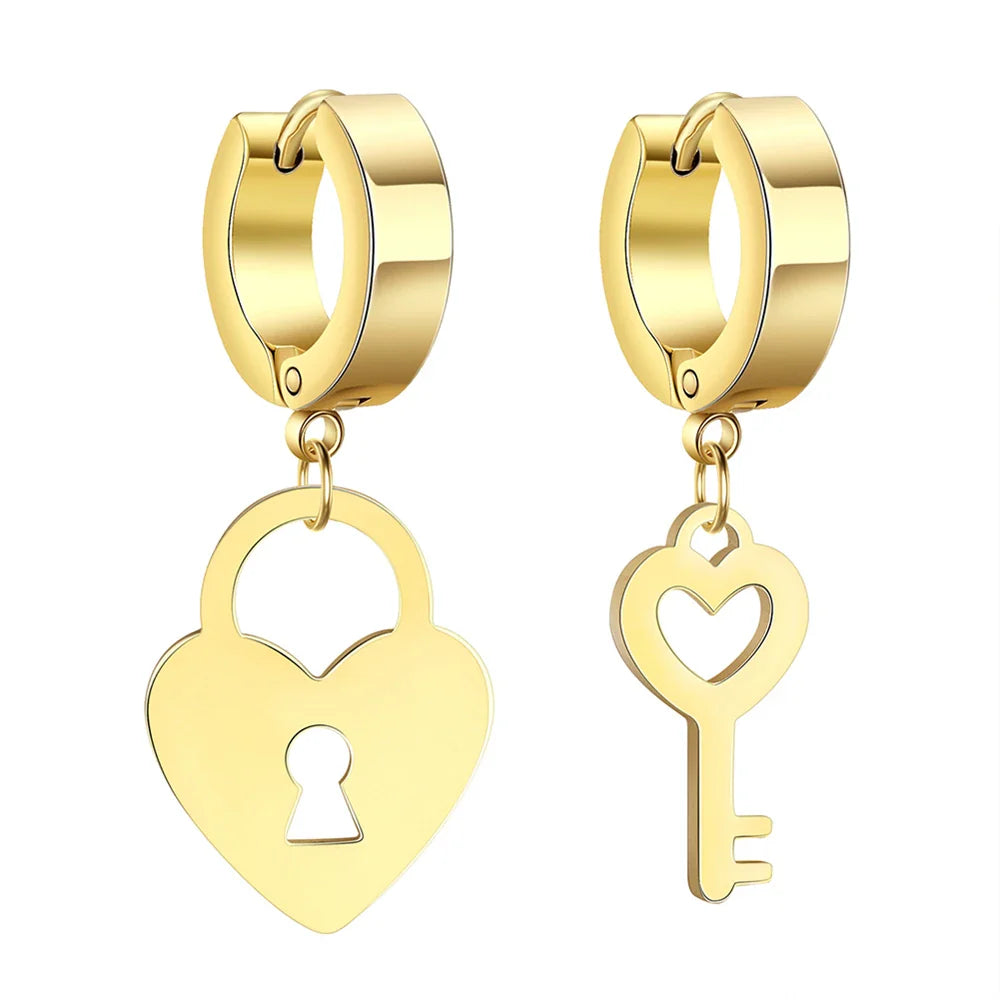 Pendientes de aro con llave y candado dorados