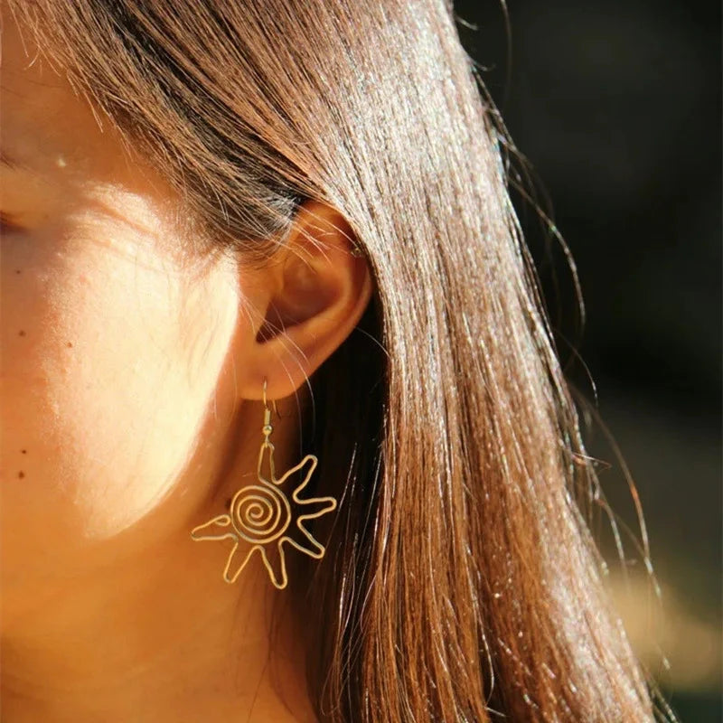 Pendientes Colgantes de Estilo Sol 