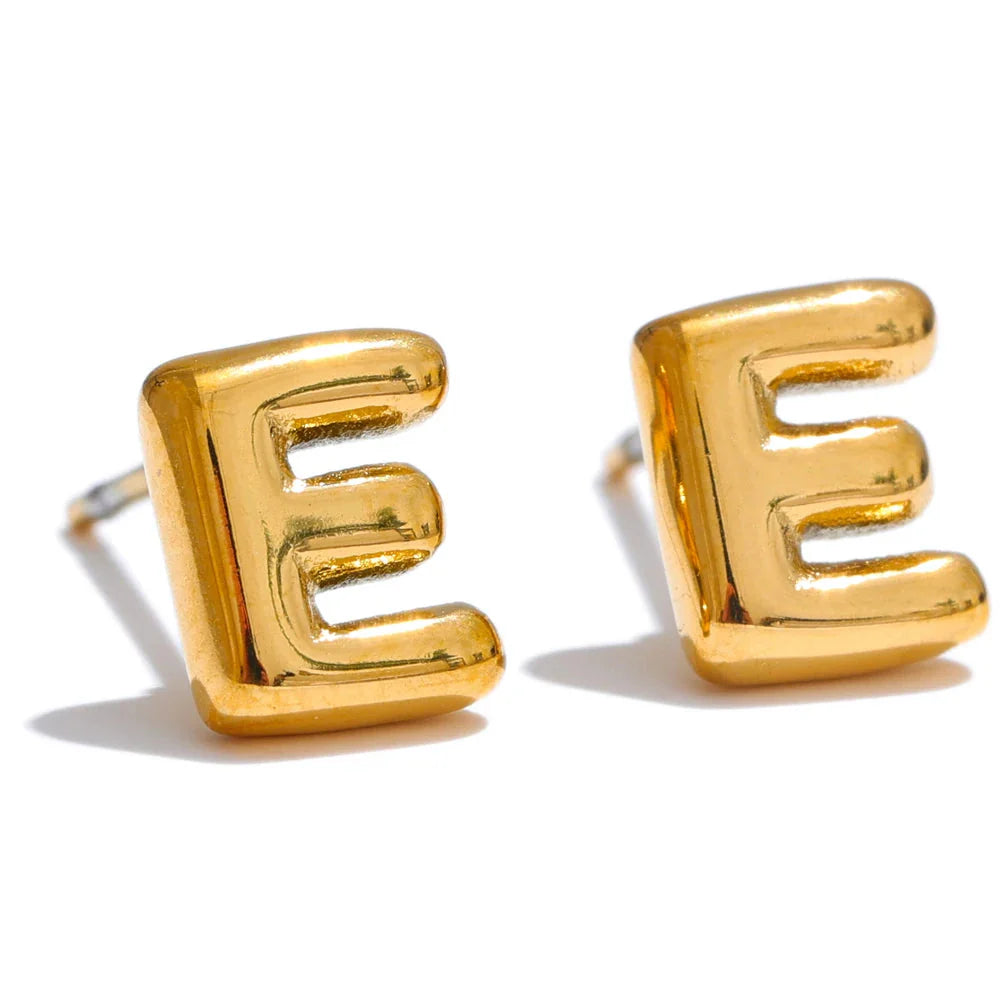 Pendientes personalizados con inicial e