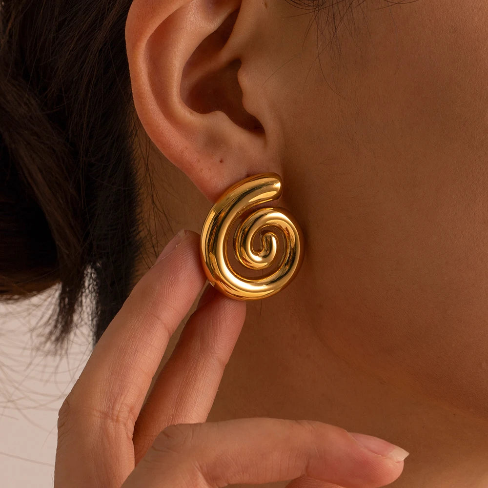Pendientes en forma de espiral abombada oro
