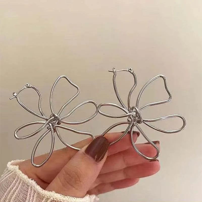 Pendientes de Flores Clavo Vintage Asimétricos plata