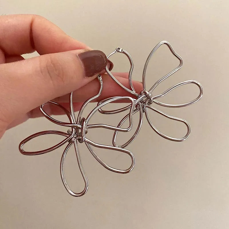 Pendientes de Flores Clavo Vintage Asimétricos plata