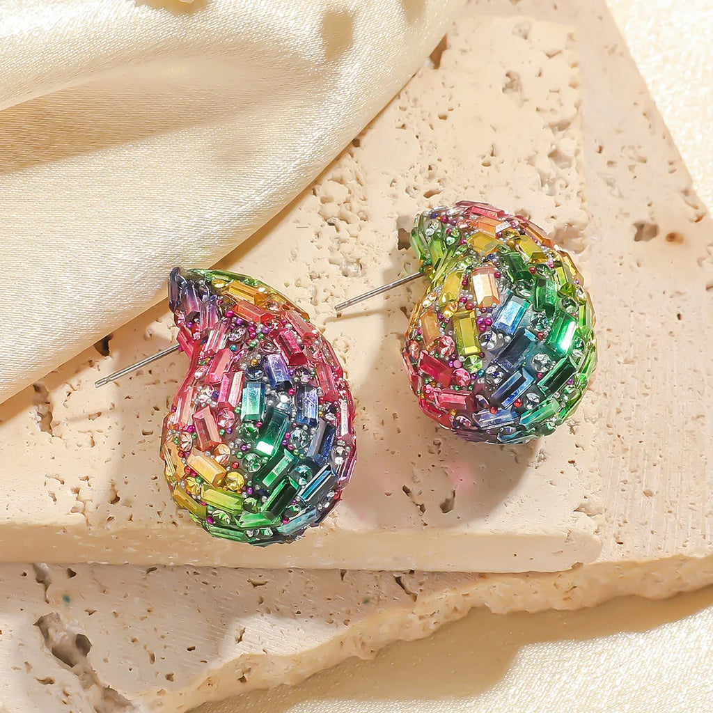 Pendientes de gota de agua pavé con cristales de colores multicolor