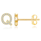 Pendientes iniciales de oro q