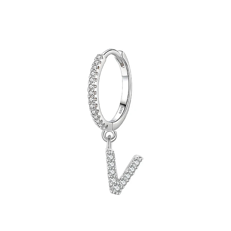 Pendientes de aro con inicial v