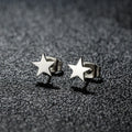 Pendientes Ligeros Clavo Estrella plata