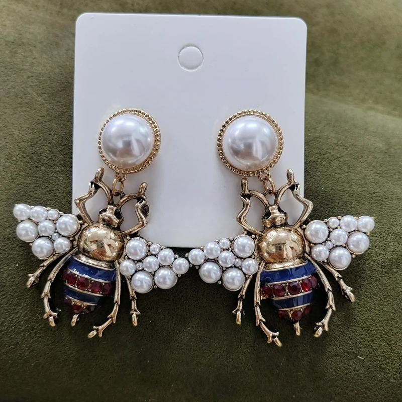 Pendientes colgantes de abeja con perla