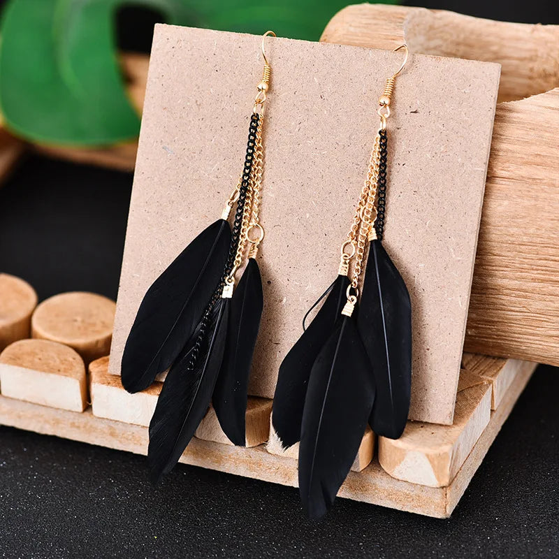 Pendientes Colgantes con Plumas de Colores 2