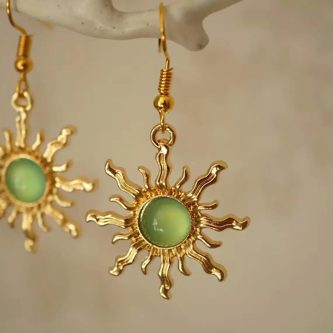 Pendientes Colgantes de Estilo Vintage Sol